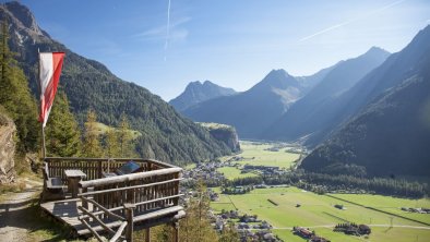 Längenfeld-Adlerblick, © Ötztal Tourismus