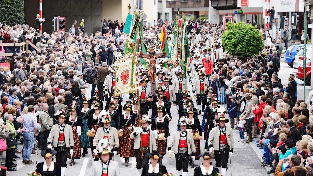 The annual Gauda Fest draws up to 30,000 visitors to Zell am Ziller every May for a weekend of fun, laughter and entertainment., © Zillertal Bier