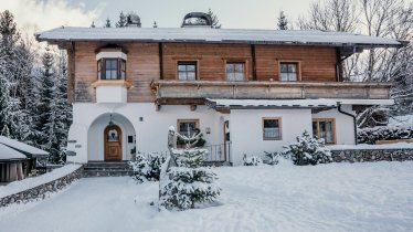 Haus Gantschnigg Aussenansicht Winter