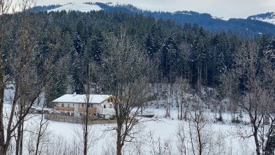 Hausansicht mit dem Hartkaiser im Hintergrund