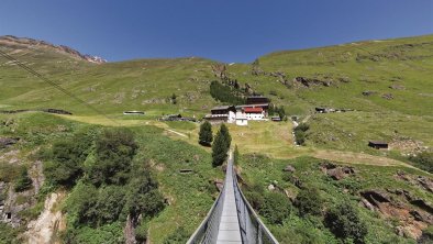 Hängebrücke mit Rofen, © Ötztal Tourismus-Anton Brey