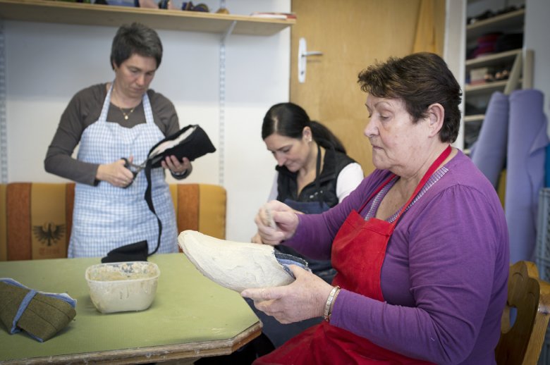 Four layers are glued together to make authentic Doggln from the Zillertal Valley.