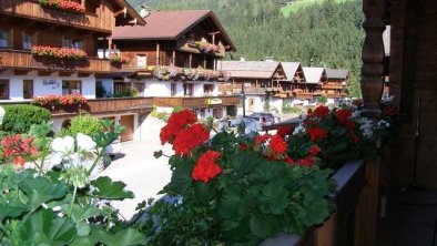 Moaeben Alpbach. Dorfblick vom Balkon aus, © Klingler Margit