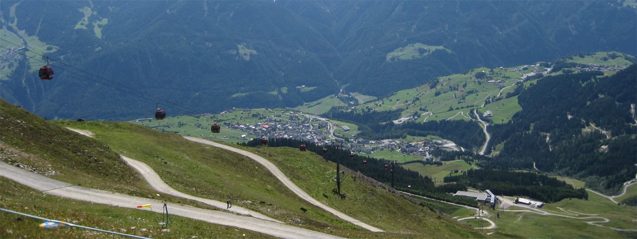 View of Kaunertal Valley and Kaunergrat, © Tirol Werbung