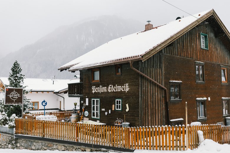 The eatery of Arlberg Boutique Hotel in Pettneu was given a much-needed renovation by „Restaurants on the Edge“.