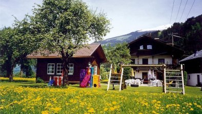 Unser Garten und Spielplatz