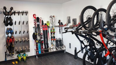 Ski und Fahrradraum HP