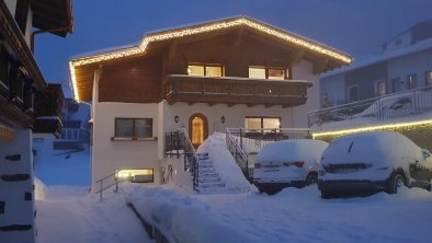 4032-2268-max.jpg Haus Weihnachten mit Beleuchtung