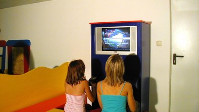 Spielzimmer Tv