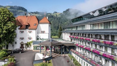 Aussenansicht Sommer Lebenberg Schlosshotel, © Harisch Hotels