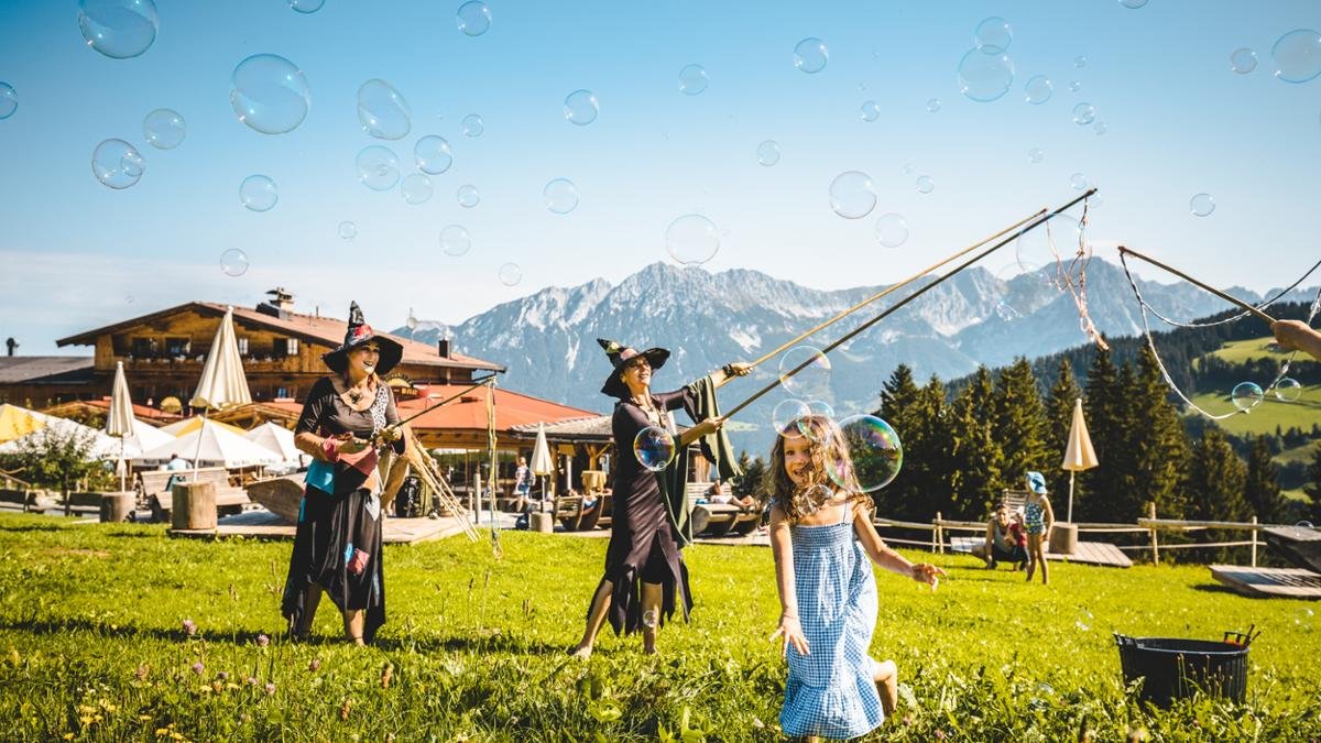 The Hexenwasser adventure area in Hochsöll lets children and adults explore the fascinating world of water in all its many forms., © Mathäus Gartner
