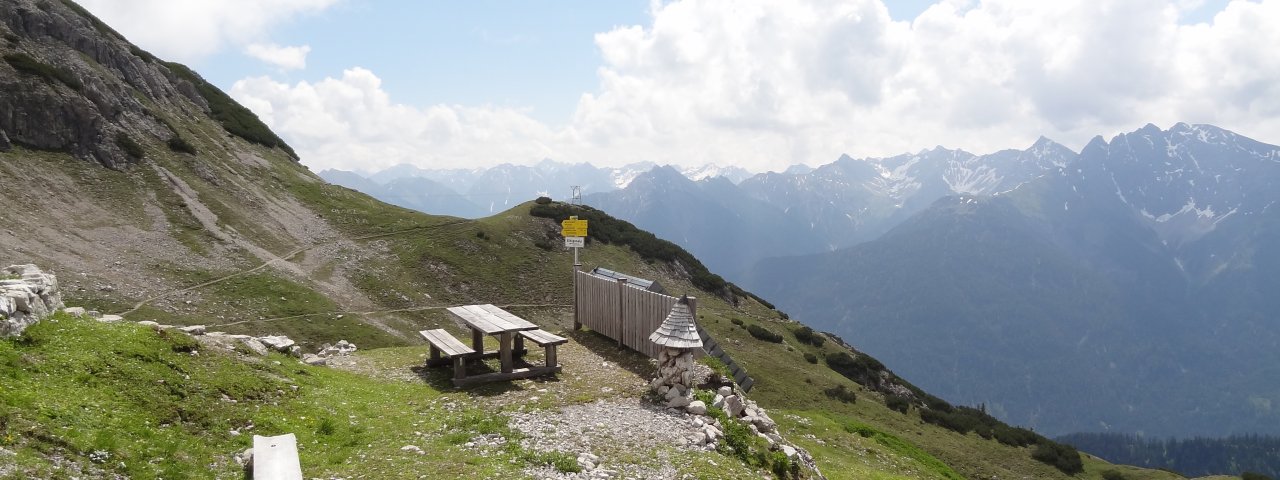 View from the Hermann-von-Barth-Hütte, © Tirol Werbung/Katleen Johne