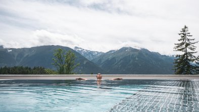 Pool mit Aussicht