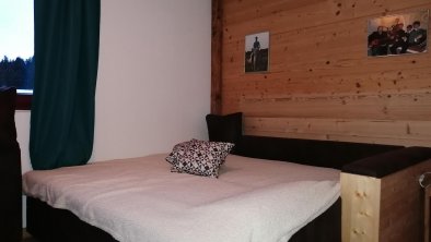 Schlafzimmer 2 / Bed Room 2