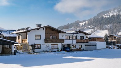 Haus_Anita Haus_aussen_Winter_1