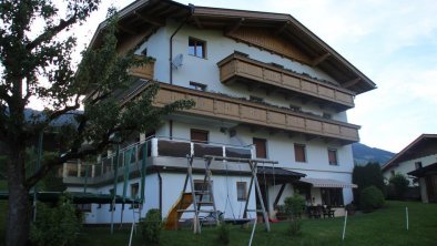 Landhaus-Zeller-Fügenberg-Ferienwohnung-Haus- Somm, © Landhaus-Zeller