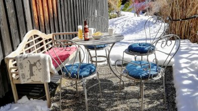 Enjoy the sunny terrace, © Winterfell St. Anton