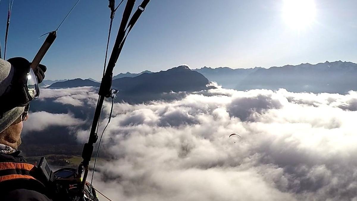 There are few experiences more special than walking up to the top of a mountain and then flying back down into the valley. Experienced paraglider Andy Stimpfl offers tandem flights in the area around Imst. Participants need no previous paragliding experience but should have the good overall fitness needed for a long mountain hike., © Andy Stimpfl