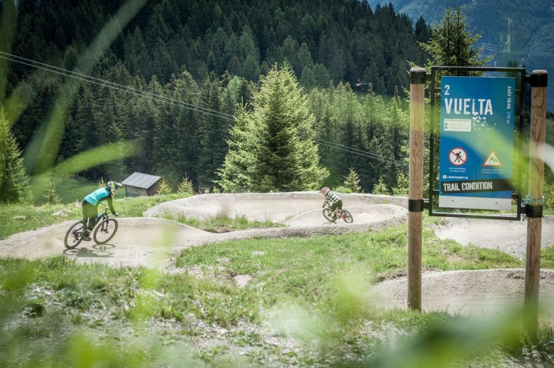 All trails within the bike park are designated by colour coded markers at the start of each descent, with easy to distinguish signing throughout the park.
