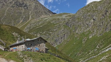 The Amberger Hütte in the Stubai Alps, © Anton Thaler