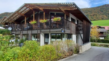 Tiroler Chalet mit Apartment oben rechts