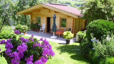 Gartenhaus im Sommer