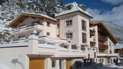 Hotel-Gletscherblick-im-Winter
