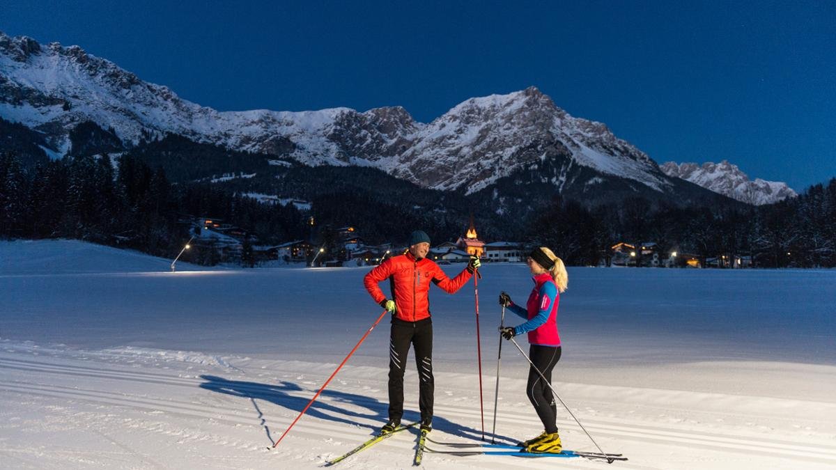 Cross-country skiing is a full-body workout and a great way to enjoy the region's landscape at a slower pace. There is a cross-country skiing trail in Going am Wilden trail which is floodlit at night., © Felbert / Reiter