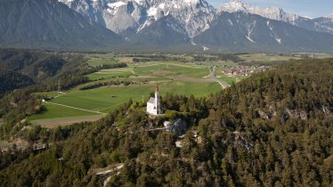 Pilgrimage Church of Maria Locherboden atop Mieming Plateau, © Innsbruck Tourismus