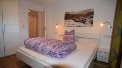 ALPEN Appartement Hochmuth Schlafzimmer 1