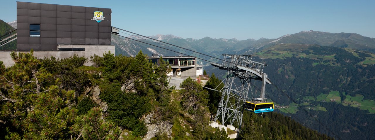 Ahornbahn cable car in Mayrhofen, © Mayrhofner Bergbahnen