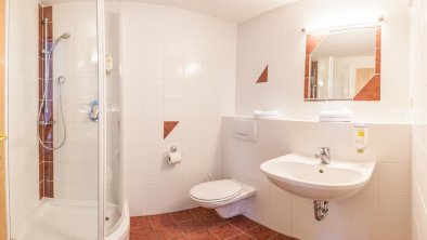 Dusche Standat-Doppelzimmer