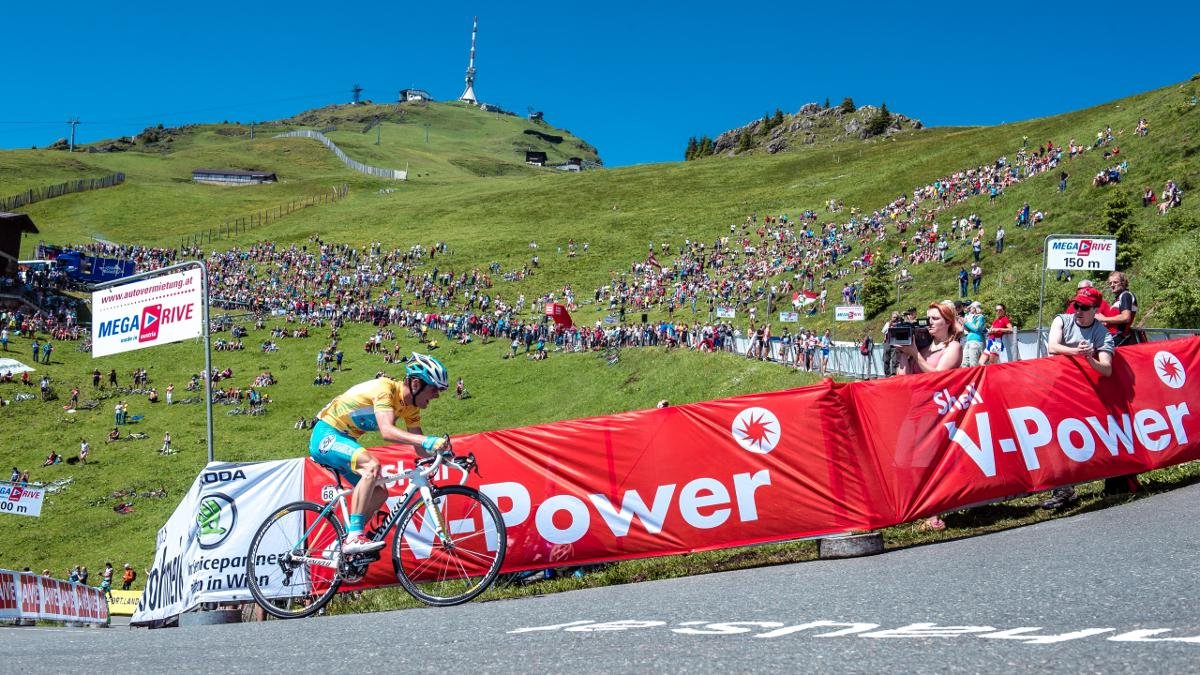 Athletes participating in the Tour of Austria each July must climb the feared Kitzbüheler Horn at an altitude of almost 2,000m. With a length of 7km and slopes of up to 22%, this iconic ascent forms part of the prestigious queen’s stage and pushes even the world’s best climbers to their limits., © Michael Werlberger