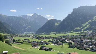 Eberharter Margit, Zillertal, Aussicht Sommer 1