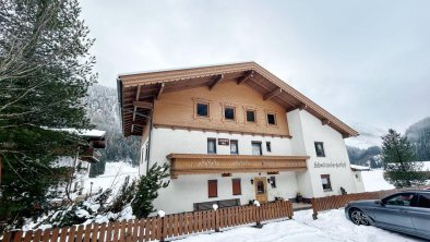 haus-schmittenbergerhof-winter-1