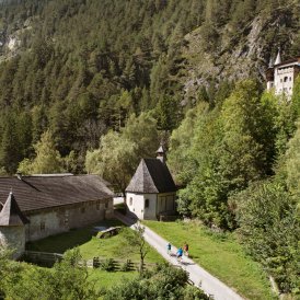 Fernstein Castle in Nassereith, © Tirol Werbung/Frank Bauer