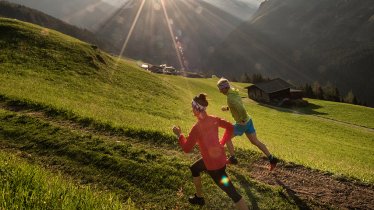 Along the way, trail runners will be treated to spectacular views of Mayrhofen’s iconic summits and peaks and Upper Zillertal Valley’s unmistakable high-alpine terrain, © Dominic Ebenbichler