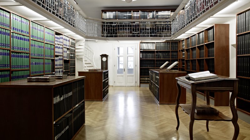 The Library at Ferdinandeum Museum, © Tiroler Landesmuseen