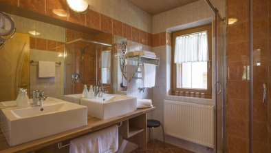 Appartement Edelweiss Badezimmer