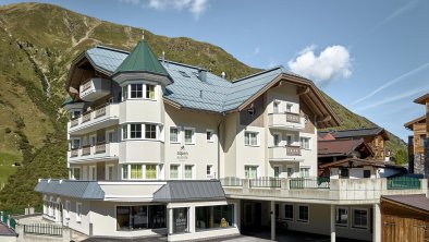 Hausansicht, © Hotel Alpenaussicht