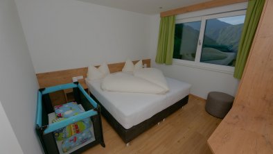 Schlafzimmer 2