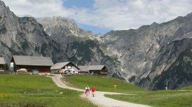 The Walderalm hut in the Karwendel Mountains, © Irene Prugger