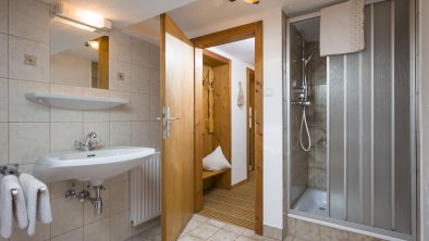 Badezimmer Appartement Bergblick