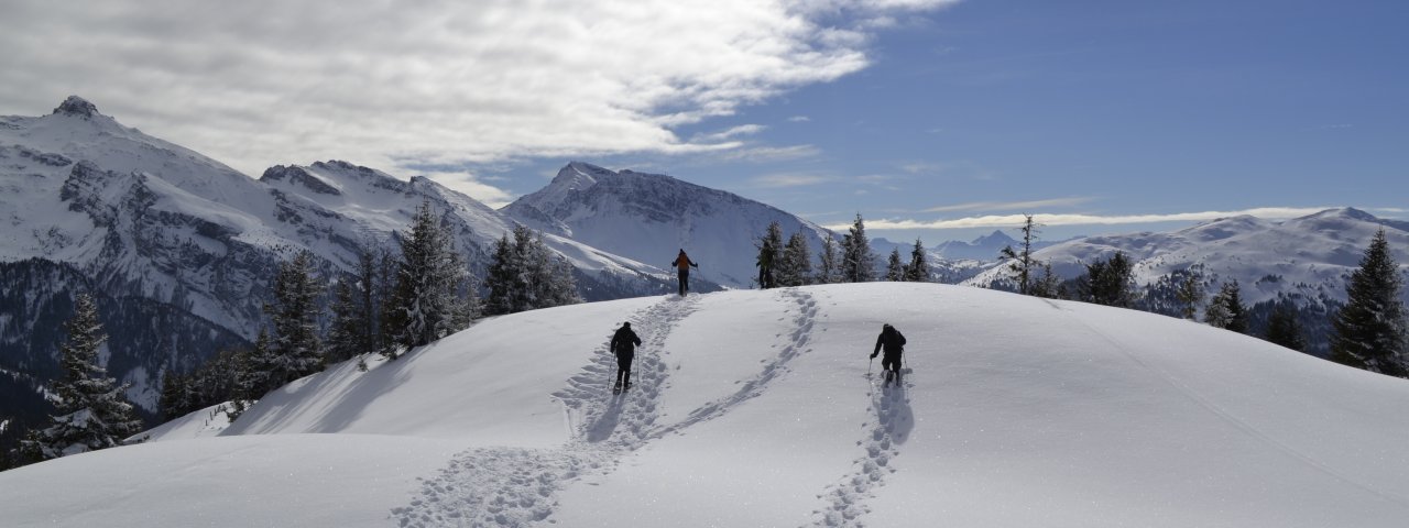 Snowshoe walk onto the Padauner Kogel mountain, © TVB Wipptal