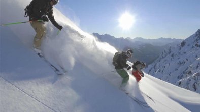 Schneekristalle_Haus_Tirol, © TVB St. Anton am Arlberg_Mallaun Sepp