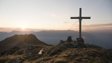 Many of Tirol's mountains are crowned with a mighty cross, © Tirol Werbung/Frank Bauer