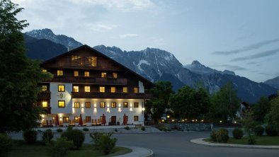 Familienlandhotel Stern bei Nacht