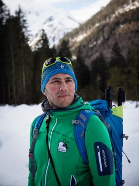 Nature park ranger Sebastian Pilloni, © Tirol Werbung/Lisa Hörterer