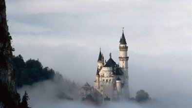 Neuschwanstein im Nebel