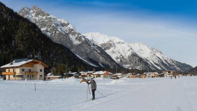 Loipe direkt vor dem Haus